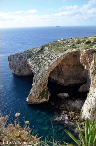 Blue Grotto（青の洞門）